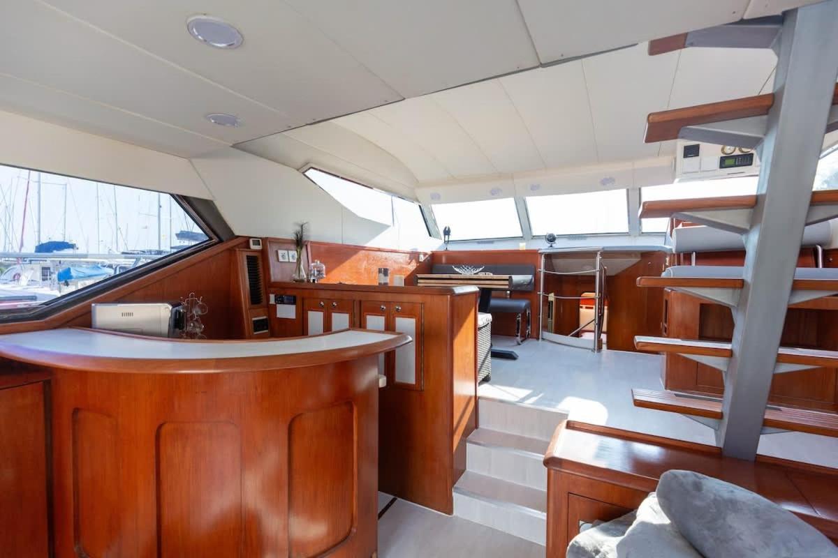 Yacht Evasion La Rochelle - Bateau Insolite Bagian luar foto